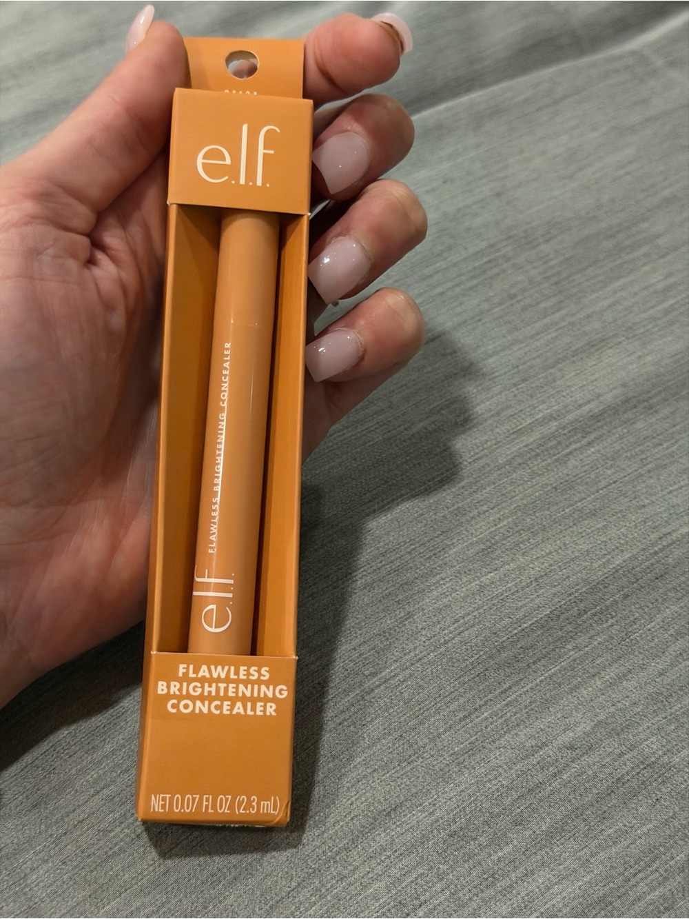 e.l.f. Flawless Brightening Concealer - Tan/Peach